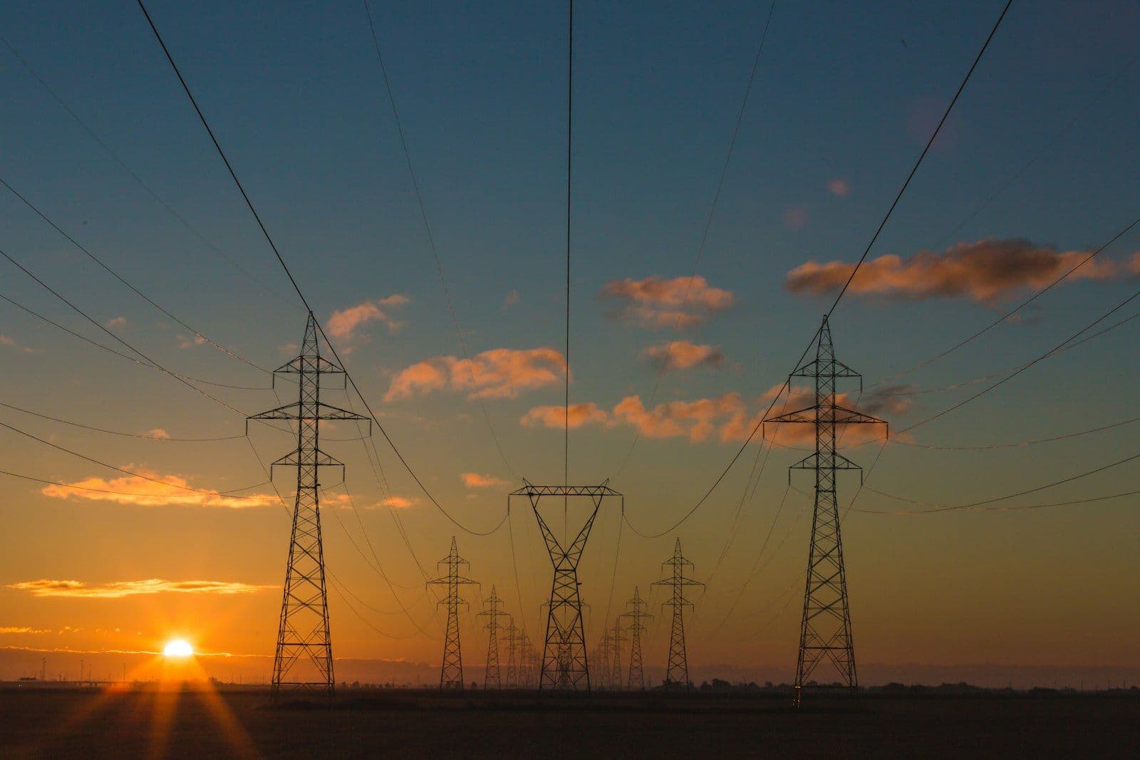 EnergyAustralia vs ActewAGL: Which Is Cheaper for VIC Households in 2026?